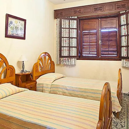 Sleeps 8 Pool Wifi Feriehus *